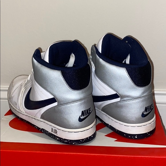 Nike Other - SEND OFFERS 🥳 Nike Mid Tops